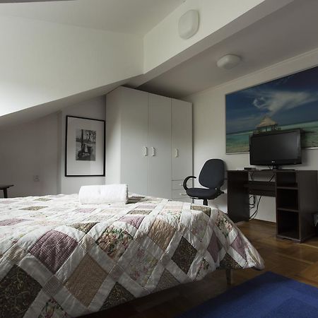 Rent0Nline Brwinow Rooms מראה חיצוני תמונה