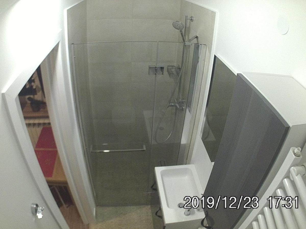 Rent0Nline Brwinow Rooms מראה חיצוני תמונה