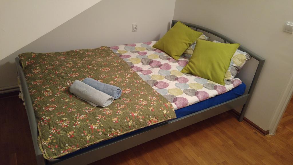 Rent0Nline Brwinow Rooms מראה חיצוני תמונה