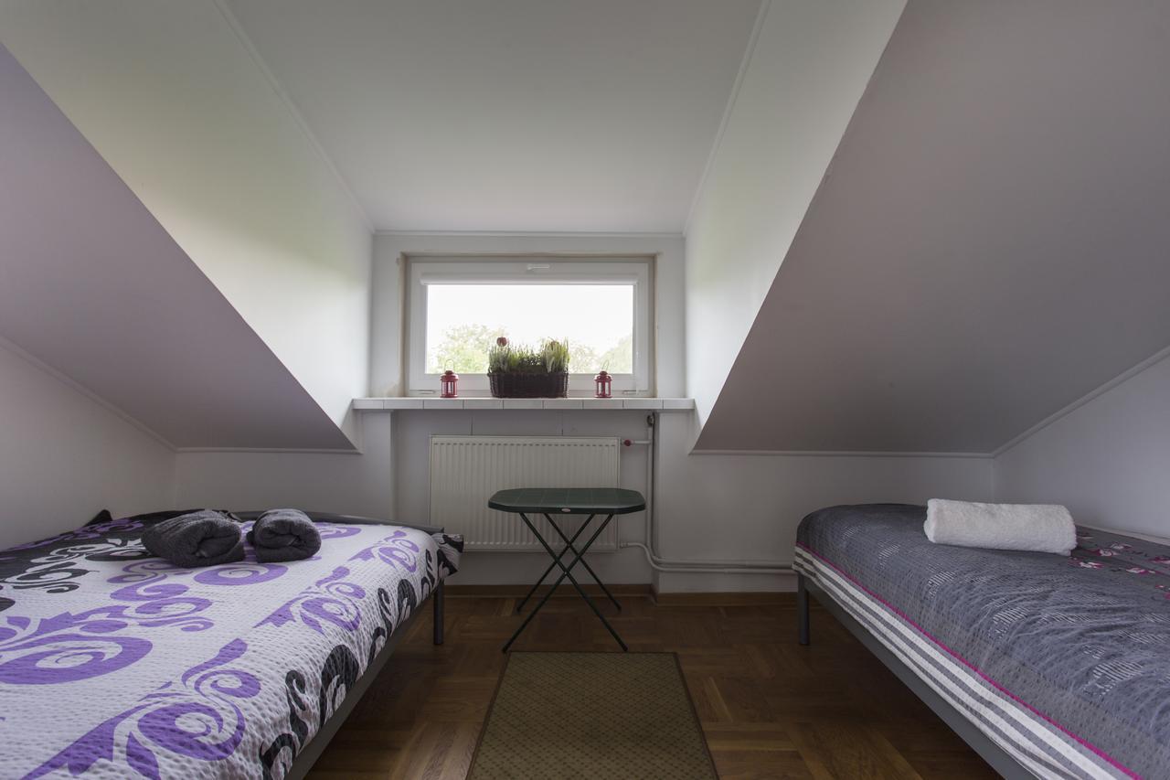 Rent0Nline Brwinow Rooms מראה חיצוני תמונה